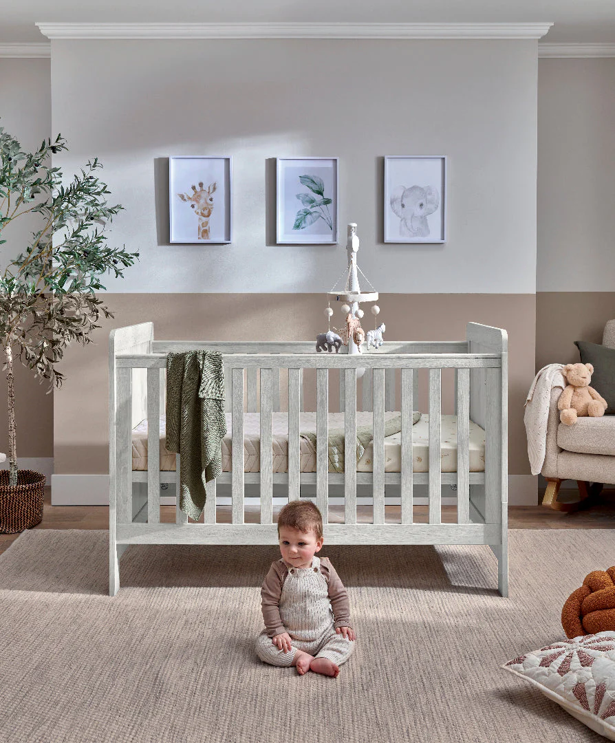 Atlas 5 Piece Set with Cotbed, Dresser Changer, Mattress, Fitted Sheets & Mattress Protector - White Wash - Image 3