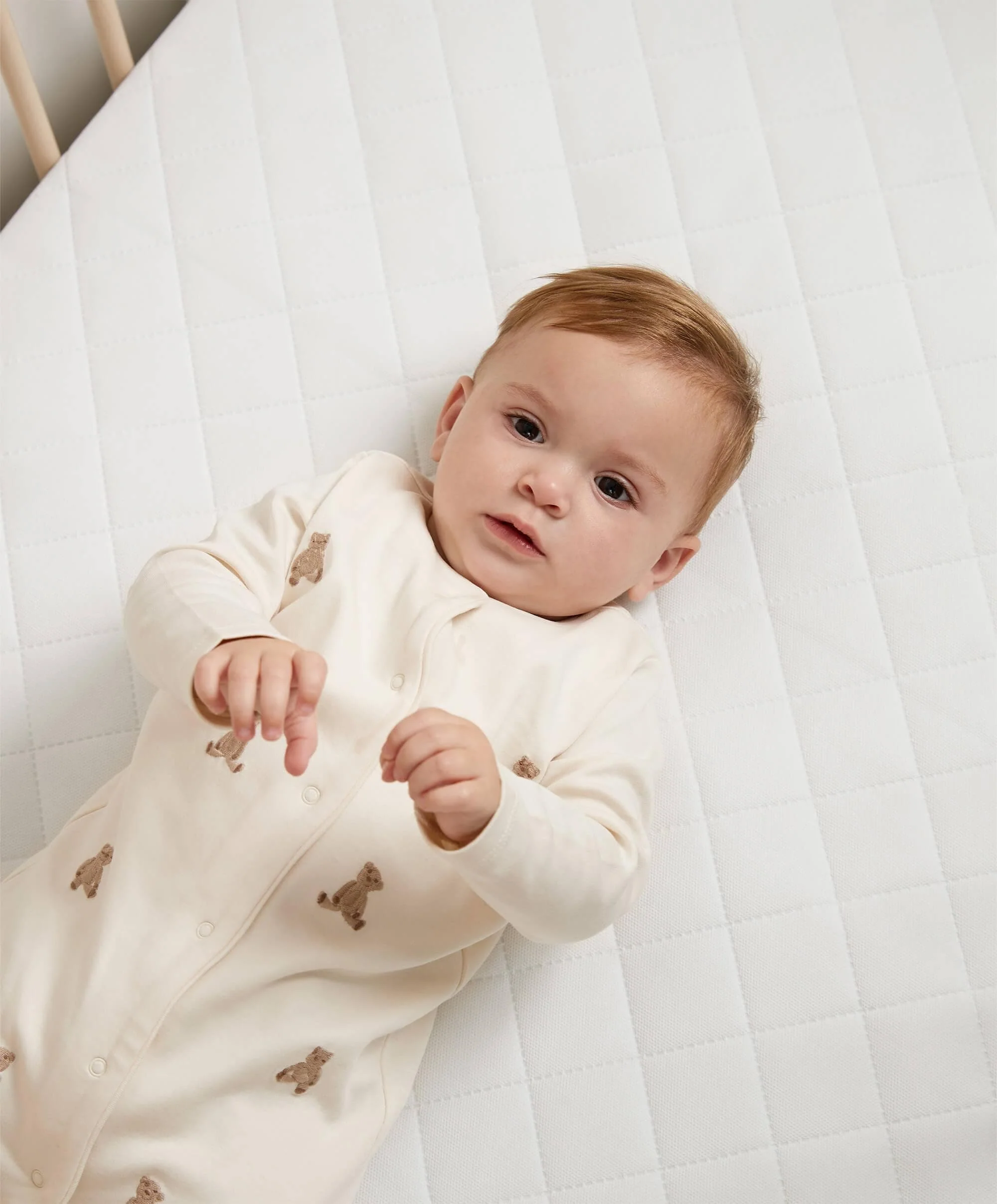 Harwell White 4 Piece Set with Cotbed, Mattress, Fitted Sheets & Mattress Protector - Image 14
