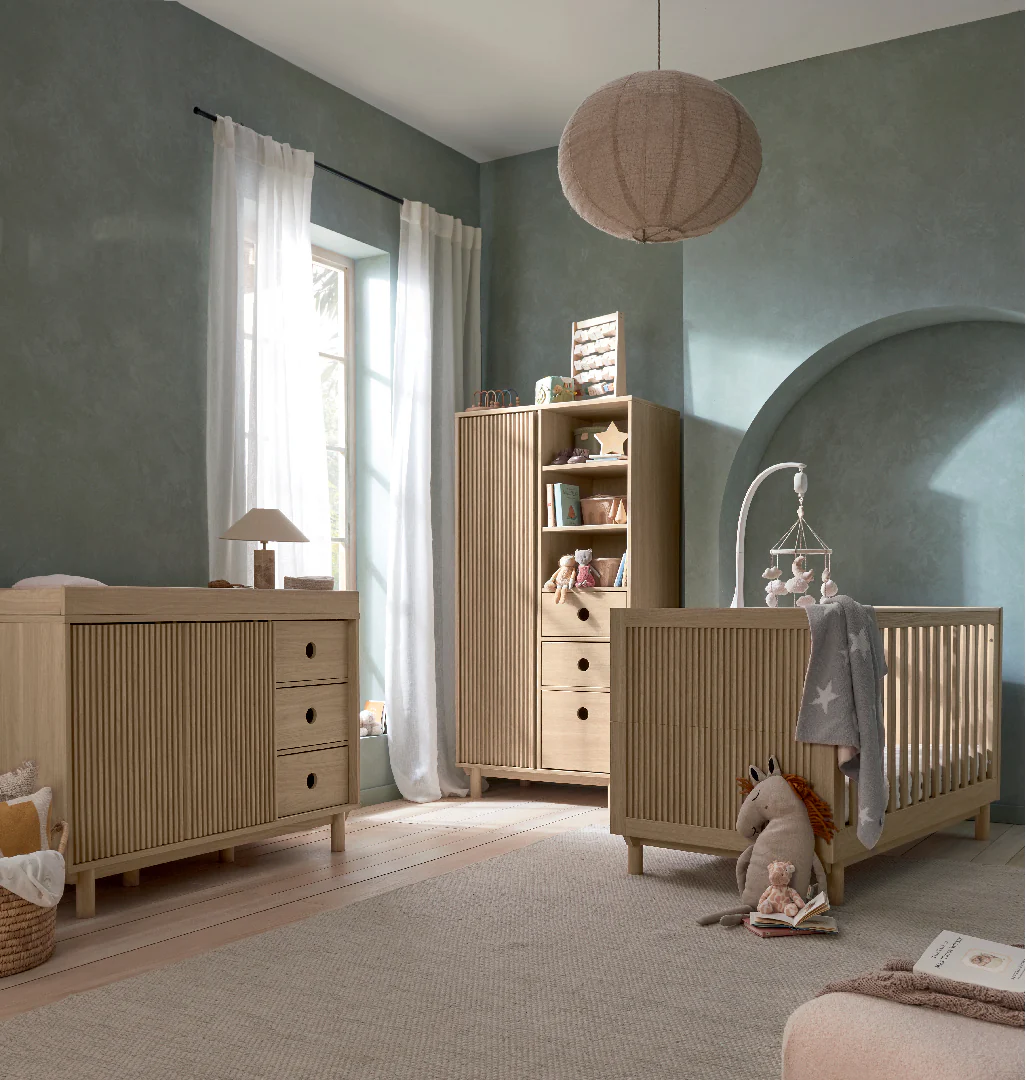 Oska Cotbed & 3 drawer WIDE Dresser Bundle (5 Pieces) - Oak (Pre order for end August)