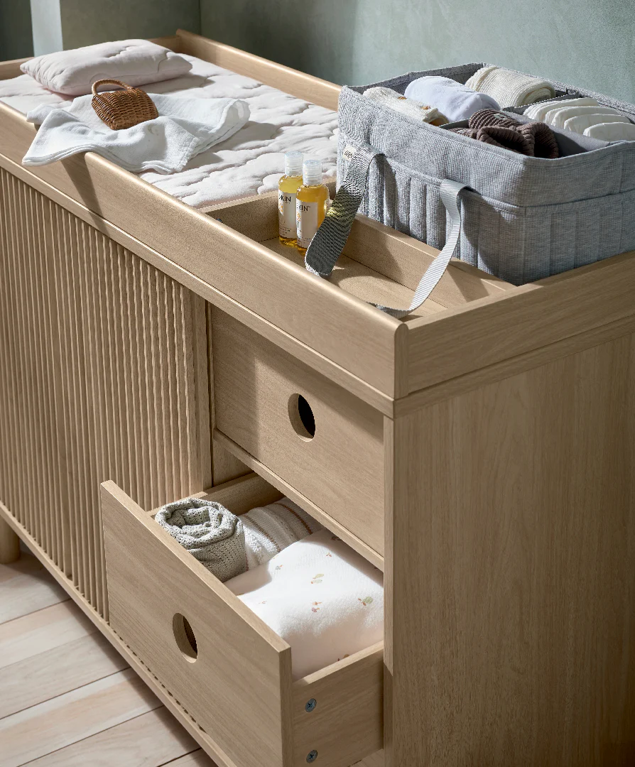 Oska WIDE 3 Drawer Dresser Changer - Oak (Pre order for end August) - Image 5
