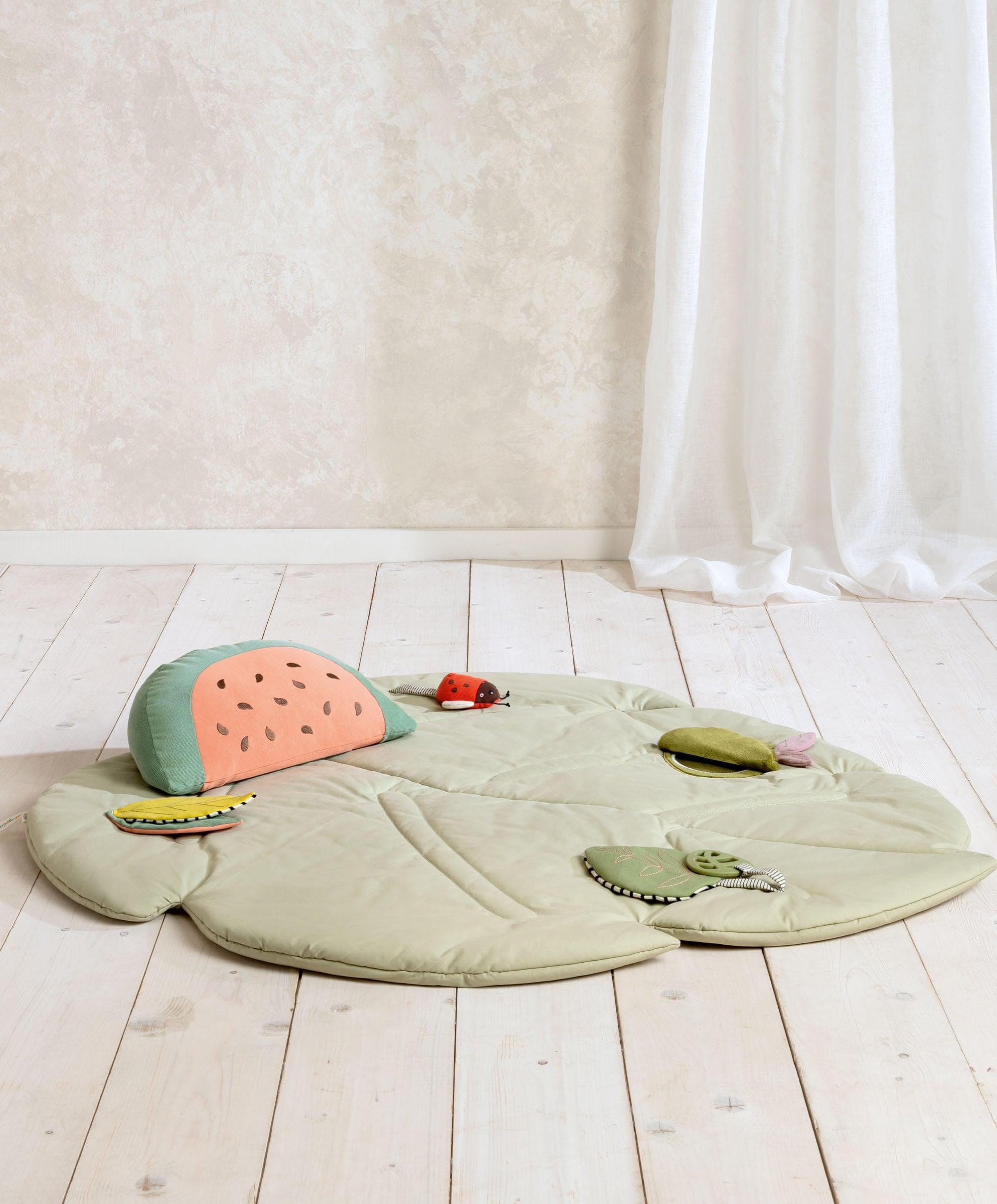 Leaf Playmat - Safari
